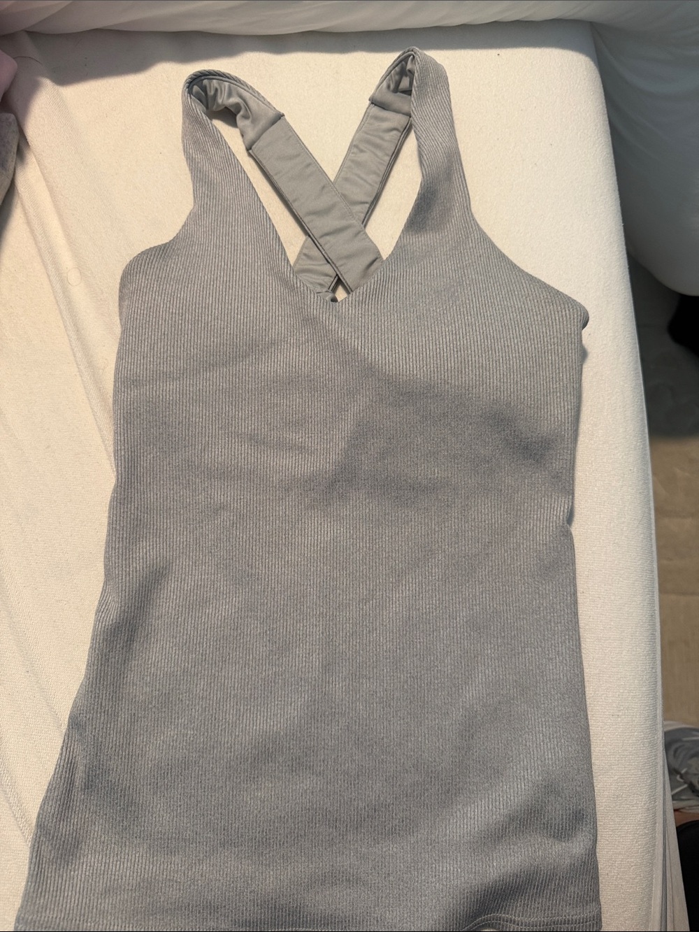Alo Ribbed Crossback Tank Top - Gray